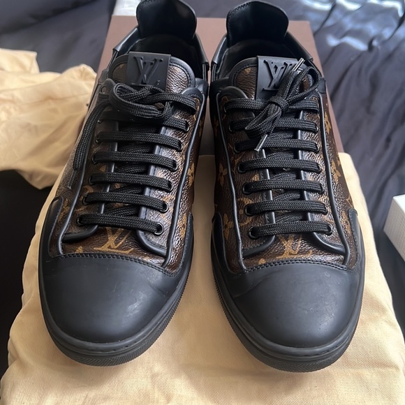 Louis Vuittono Slalom Low Top Monogram - Picture 3 of 5